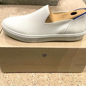 Brand New women’s Rothy’s The Original Slip On Sneaker in bright white size 7.5